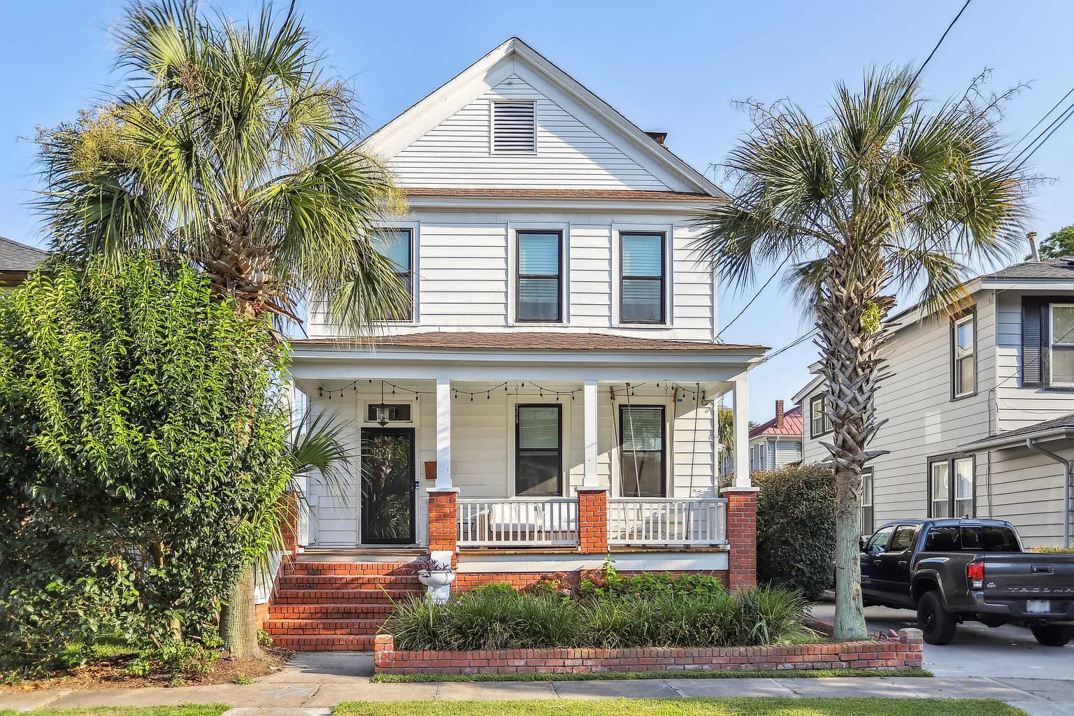 69 Maple St in Historic Heights, Charleston Peninsula